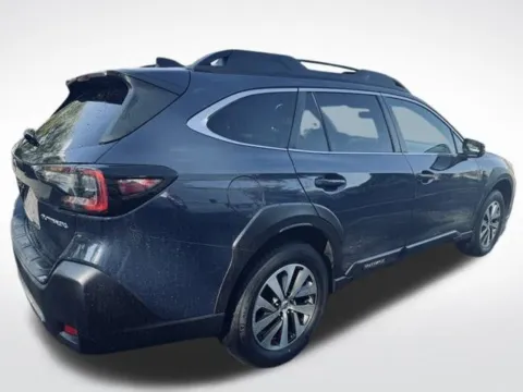More photos of 2023 Subaru Outback Premium at Zeigler BMW of Kalamazoo, MI