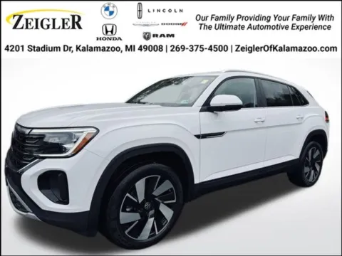 White 2024 Volkswagen Atlas Cross Sport 2.0T SE w/Technology for sale in Kalamazoo, MI