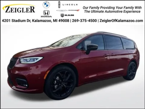 Red 2025 Chrysler Pacifica Limited for sale in Kalamazoo, MI