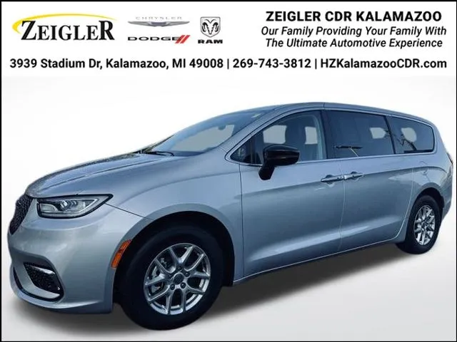 Silver 2024 Chrysler Pacifica Touring L for sale in Kalamazoo, MI