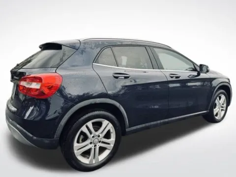 More photos of 2018 Mercedes-Benz GLA 250 at Zeigler BMW of Kalamazoo, MI