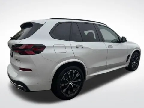 More photos of 2026 BMW X5 xDrive40i at Zeigler BMW of Kalamazoo, MI