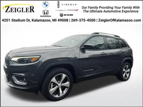 Gray 2022 Jeep Cherokee Limited for sale in Kalamazoo, MI