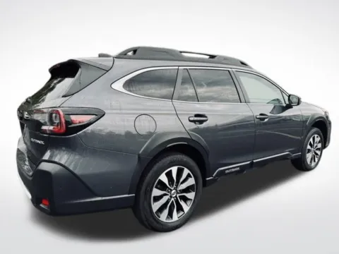 More photos of 2023 Subaru Outback Limited at Zeigler BMW of Kalamazoo, MI