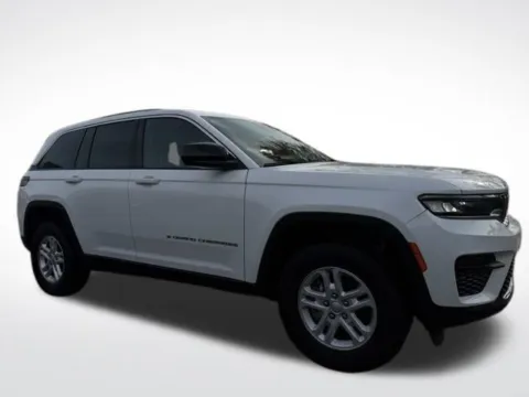 Another view of 2023 Jeep Grand Cherokee Laredo for sale in Kalamazoo, MI at Zeigler BMW of Kalamazoo