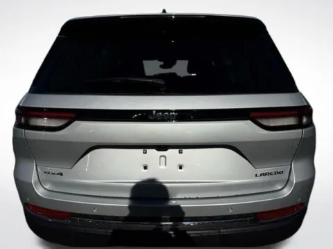 More photos of 2023 Jeep Grand Cherokee Laredo at Zeigler BMW of Kalamazoo, MI