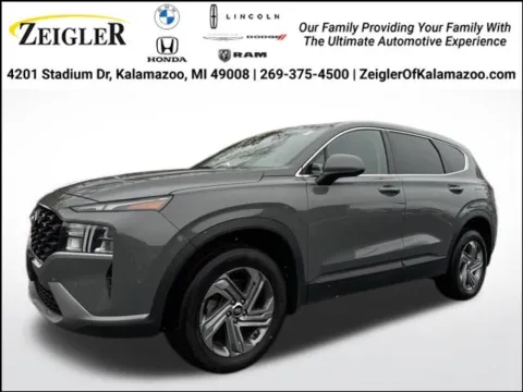 Gray 2023 Hyundai Santa Fe SE for sale in Kalamazoo, MI