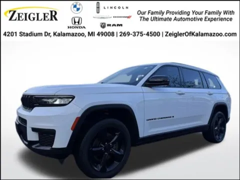 White 2023 Jeep Grand Cherokee L Altitude for sale in Kalamazoo, MI