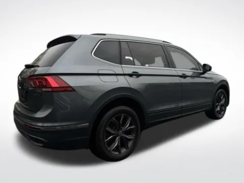 More photos of 2022 Volkswagen Tiguan 2.0T SE at Zeigler BMW of Kalamazoo, MI