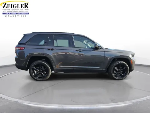 More photos of 2023 Jeep Grand Cherokee Altitude at Zeigler Chrysler Dodge Jeep Ram of Grandville, MI