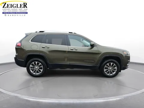More photos of 2019 Jeep Cherokee Latitude Plus at Zeigler Chrysler Dodge Jeep Ram of Grandville, MI