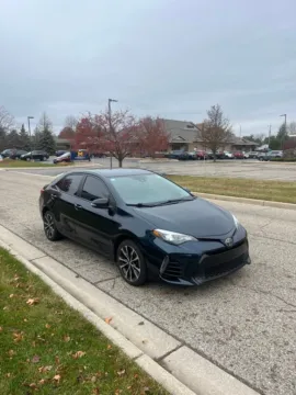 Green 2018 Toyota Corolla SE for sale in Grandville, MI