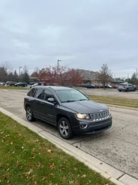 Gray 2017 Jeep Compass High Altitude for sale in Grandville, MI