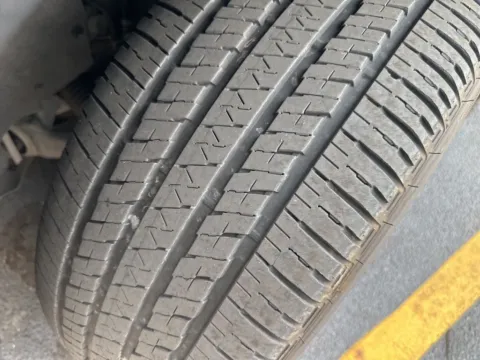 Another view of 2023 Jeep Grand Cherokee L Limited for sale in Grandville, MI at Zeigler Chrysler Dodge Jeep Ram of Grandville