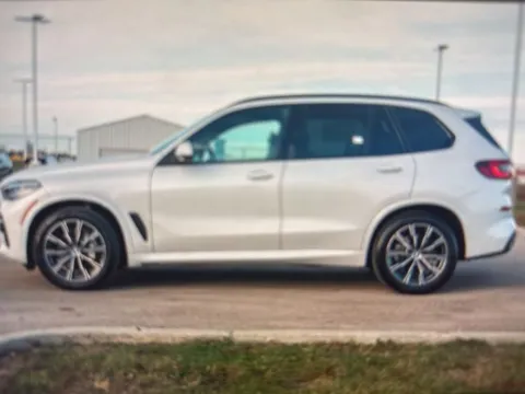Another view of 2023 BMW X5 xDrive40i for sale in Grandville, MI at Zeigler Chrysler Dodge Jeep Ram of Grandville