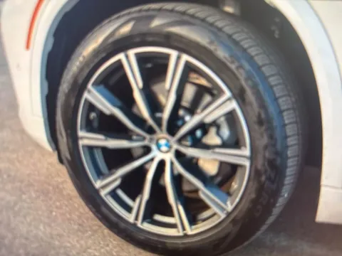 More photos of 2023 BMW X5 xDrive40i at Zeigler Chrysler Dodge Jeep Ram of Grandville, MI