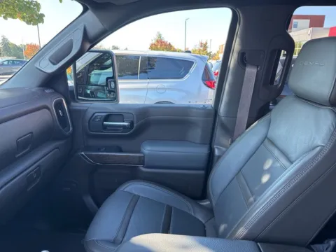 More photos of 2020 GMC Sierra 1500 Denali at Zeigler Chrysler Dodge Jeep Ram of Grandville, MI