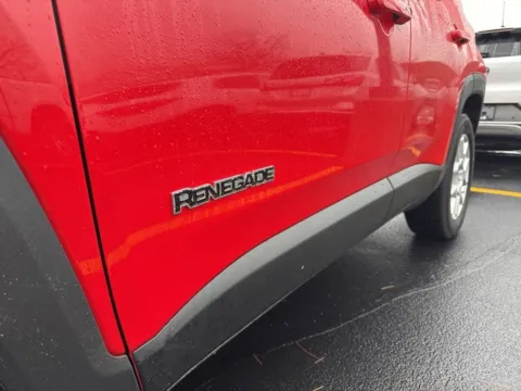 More photos of 2020 Jeep Renegade Latitude at Zeigler Chrysler Dodge Jeep Ram of Grandville, MI