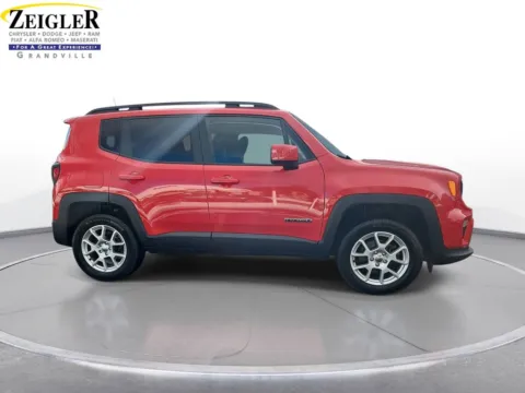 More photos of 2020 Jeep Renegade Latitude at Zeigler Chrysler Dodge Jeep Ram of Grandville, MI