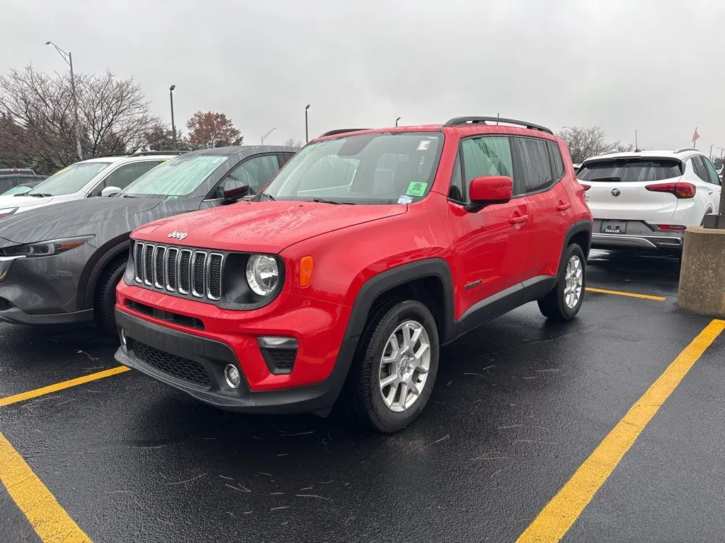 Red 2020 Jeep Renegade Latitude for sale in Grandville, MI