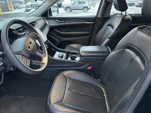 Photos of 2023 Jeep Grand Cherokee Limited for sale in Grandville, MI at Zeigler Chrysler Dodge Jeep Ram of Grandville