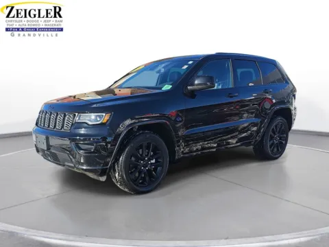 Black 2022 Jeep Grand Cherokee WK Laredo X for sale in Grandville, MI