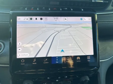 More photos of 2023 Jeep Grand Cherokee L Limited at Zeigler Chrysler Dodge Jeep Ram of Grandville, MI