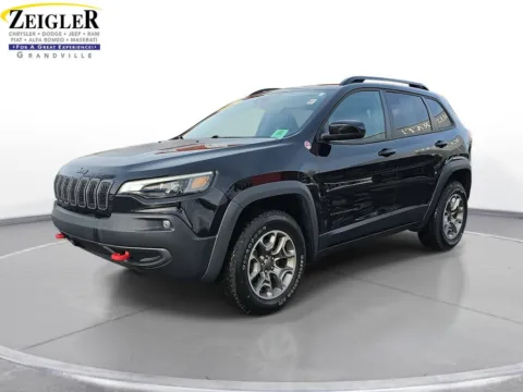 Black 2022 Jeep Cherokee Trailhawk for sale in Grandville, MI