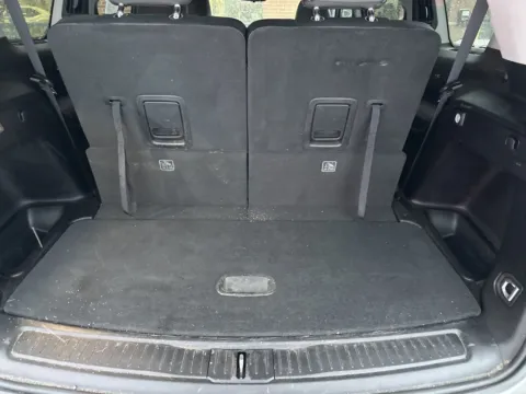 More photos of 2022 Jeep Grand Cherokee L Limited at Zeigler Chrysler Dodge Jeep Ram of Grandville, MI