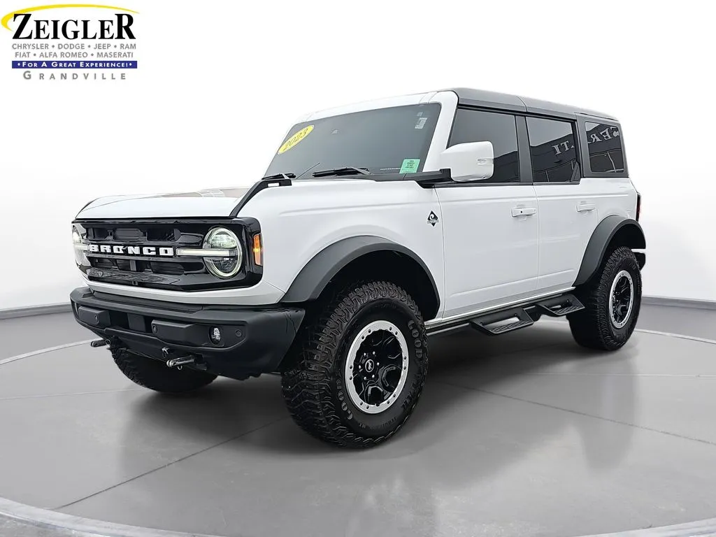 2023 Ford Bronco Outer Banks for sale in Grandville, MI
