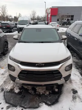 Photos of 2021 Chevrolet TrailBlazer LT for sale in Grandville, MI at Zeigler Chrysler Dodge Jeep Ram of Grandville