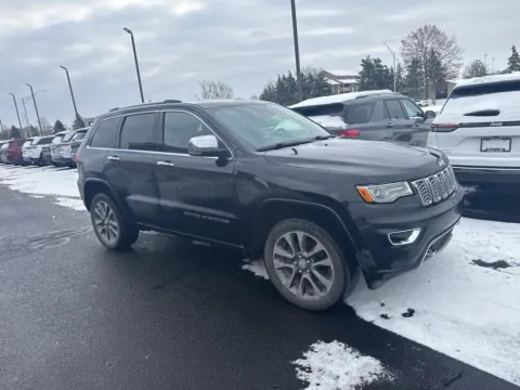 Black 2017 Jeep Grand Cherokee Overland for sale in Grandville, MI