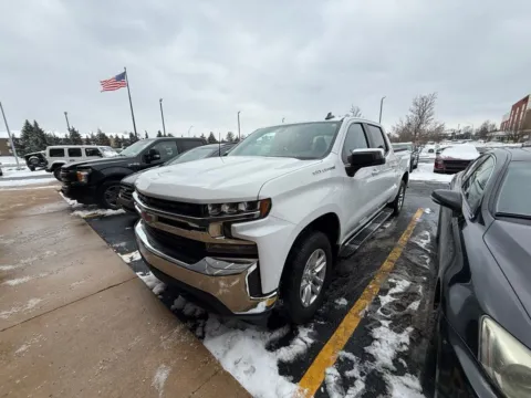 White 2020 Chevrolet Silverado 1500 LT for sale in Grandville, MI