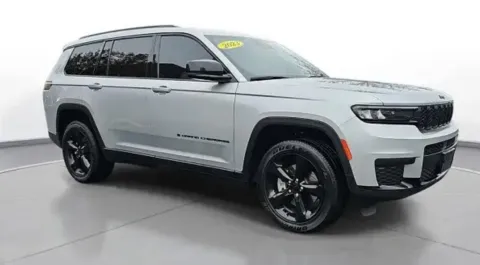 Silver 2023 Jeep Grand Cherokee L Altitude for sale in Grandville, MI