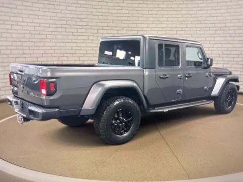 More photos of 2022 Jeep Gladiator High Altitude at Zeigler Chrysler Dodge Jeep Ram of Grandville, MI