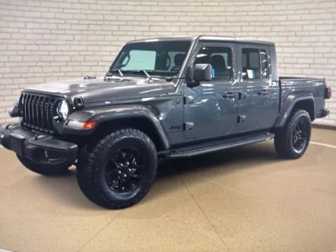 Gray 2022 Jeep Gladiator High Altitude for sale in Grandville, MI