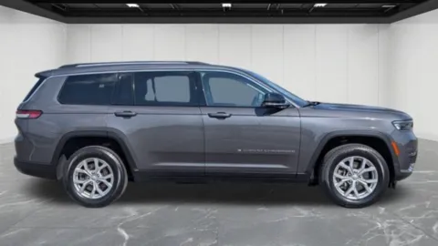 More photos of 2022 Jeep Grand Cherokee L Limited at Zeigler Chrysler Dodge Jeep Ram of Grandville, MI