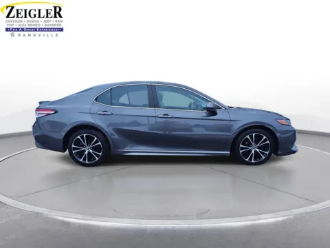 More photos of 2020 Toyota Camry SE at Zeigler Chrysler Dodge Jeep Ram of Grandville, MI