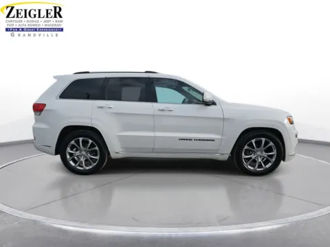 More photos of 2019 Jeep Grand Cherokee Summit at Zeigler Chrysler Dodge Jeep Ram of Grandville, MI