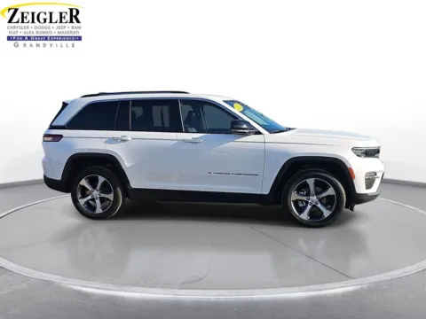 More photos of 2023 Jeep Grand Cherokee Limited at Zeigler Chrysler Dodge Jeep Ram of Grandville, MI