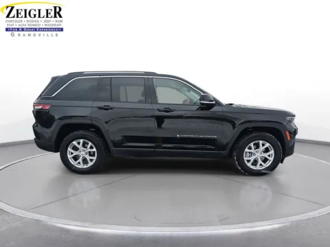 More photos of 2023 Jeep Grand Cherokee Limited at Zeigler Chrysler Dodge Jeep Ram of Grandville, MI