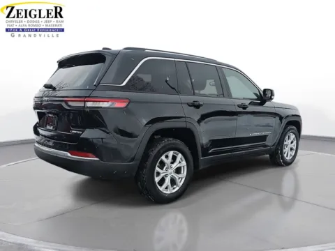 More photos of 2023 Jeep Grand Cherokee Limited at Zeigler Chrysler Dodge Jeep Ram of Grandville, MI