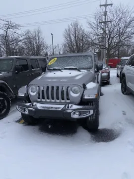 More photos of 2018 Jeep Wrangler Unlimited Sahara at Zeigler Chrysler Dodge Jeep Ram of Grandville, MI