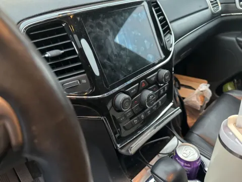 More photos of 2021 Jeep Grand Cherokee Limited at Zeigler Chrysler Dodge Jeep Ram of Grandville, MI