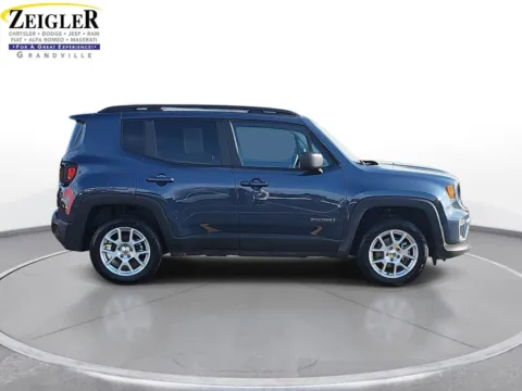 More photos of 2022 Jeep Renegade Latitude at Zeigler Chrysler Dodge Jeep Ram of Grandville, MI