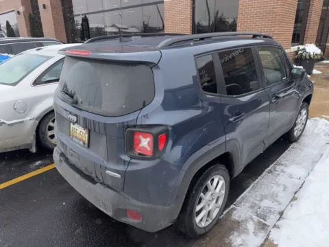 More photos of 2022 Jeep Renegade Latitude at Zeigler Chrysler Dodge Jeep Ram of Grandville, MI