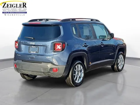 More photos of 2022 Jeep Renegade Latitude at Zeigler Chrysler Dodge Jeep Ram of Grandville, MI