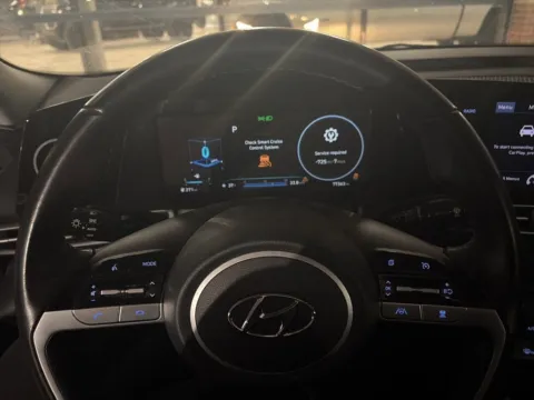 More photos of 2022 Hyundai Elantra SEL at Zeigler Chrysler Dodge Jeep Ram of Grandville, MI