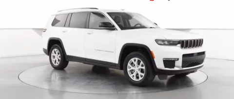 White 2023 Jeep Grand Cherokee Limited for sale in Grandville, MI