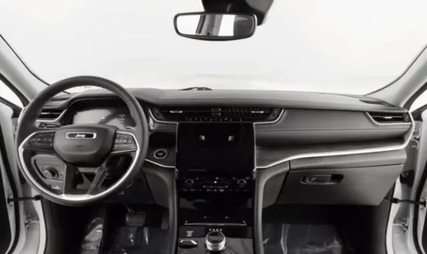 Photos of 2023 Jeep Grand Cherokee Limited for sale in Grandville, MI at Zeigler Chrysler Dodge Jeep Ram of Grandville